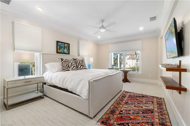 237 Bayfront Dr, Bonita Springs, Florida 34134
