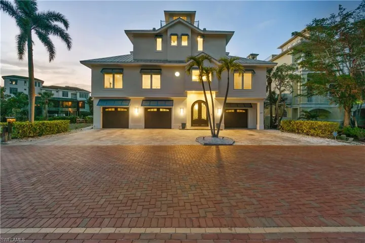 237 Bayfront Dr, Bonita Springs, Florida 34134