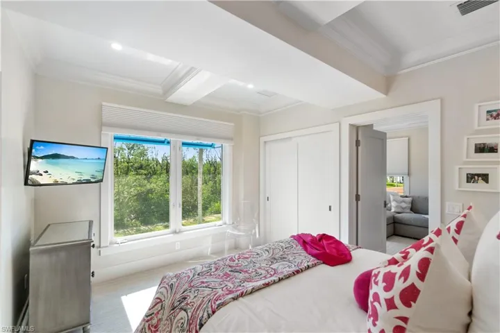 237 Bayfront Dr, Bonita Springs, Florida 34134