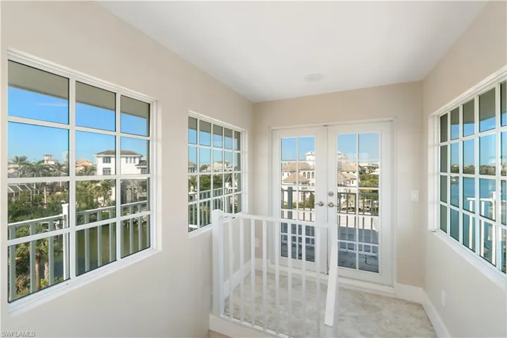237 Bayfront Dr, Bonita Springs, Florida 34134
