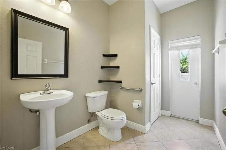 9010 Gladiolus Preserve Cir, Fort Myers, Florida 33908