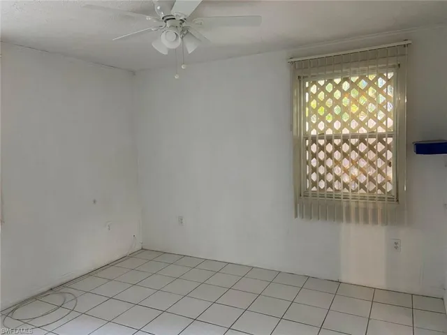 696 102nd Ave N, Naples Fl 34108