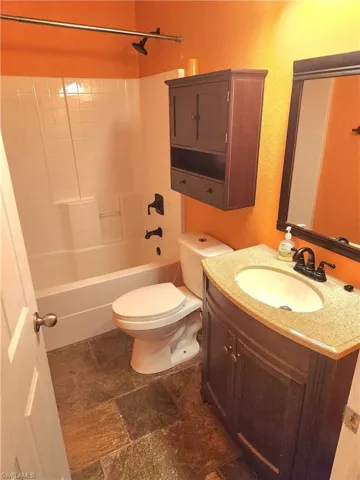 3601 NE 21st  PL, Cape Coral, FL 33909