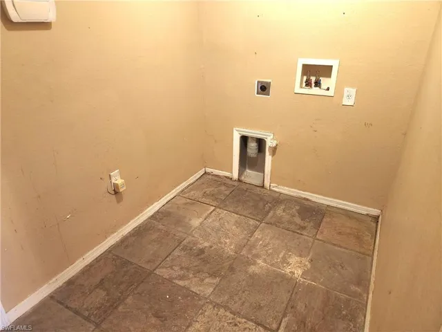3601 NE 21st  PL, Cape Coral, FL 33909