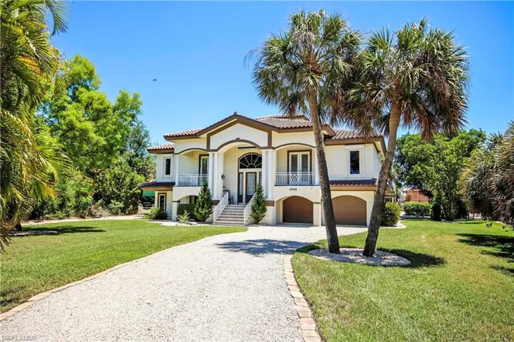 1066  Bailey  RD, Sanibel, FL 33957