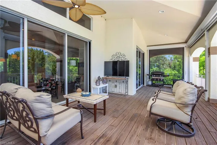1066  Bailey  RD, Sanibel, FL 33957