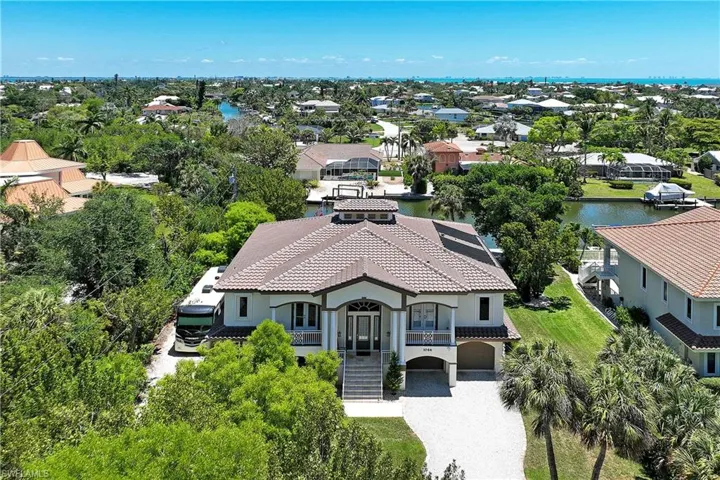 1066  Bailey  RD, Sanibel, FL 33957