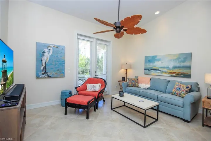 1066  Bailey  RD, Sanibel, FL 33957