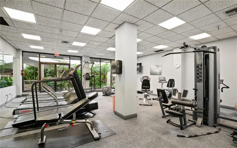 Exercise room with a drop ceiling