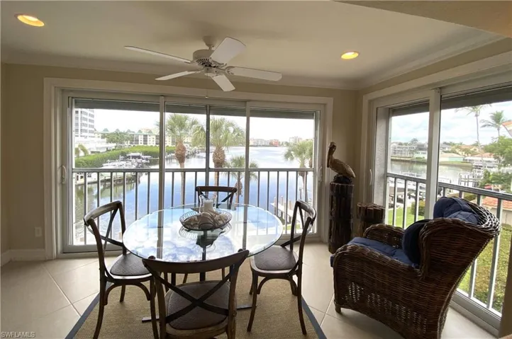 9101  Vanderbilt  DR, Naples, FL 34108