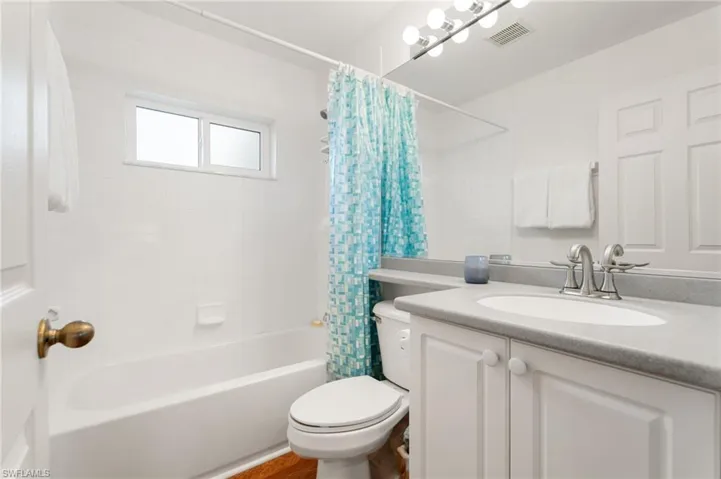 222 SE 17th  TER, Cape Coral, FL 33990