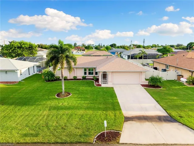 222 SE 17th  TER, Cape Coral, FL 33990
