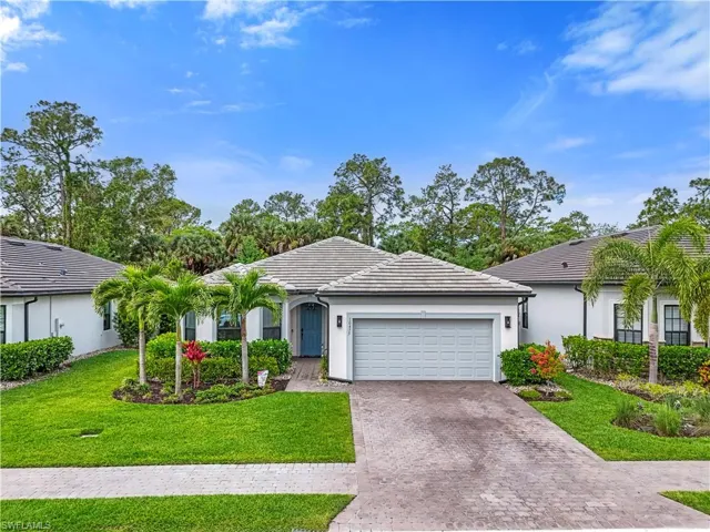 10475 Ventana Ln, Naples, Florida 34120