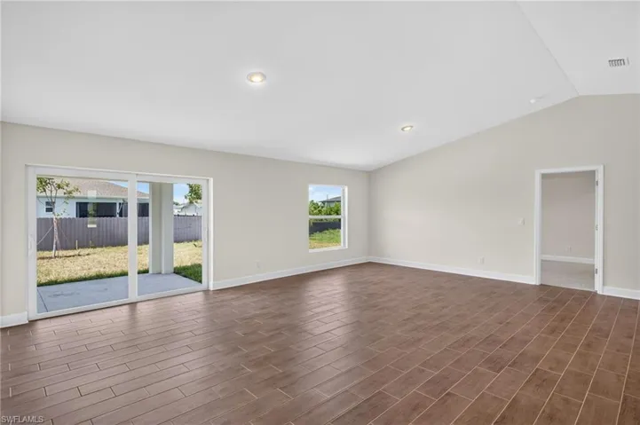 1131 Nw 14th Ter, Cape Coral, Florida 33993