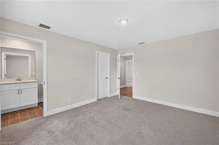 1131 Nw 14th Ter, Cape Coral, Florida 33993