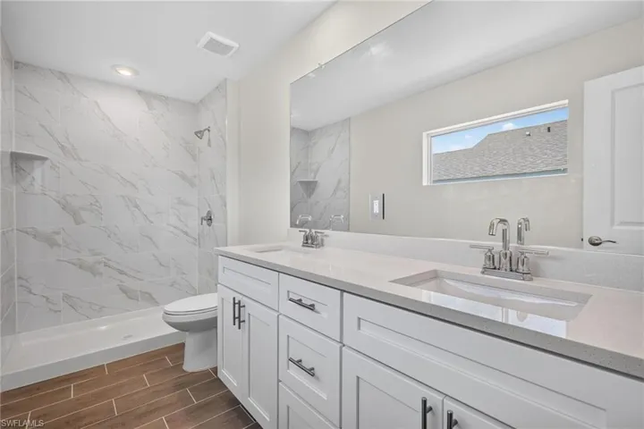1131 Nw 14th Ter, Cape Coral, Florida 33993