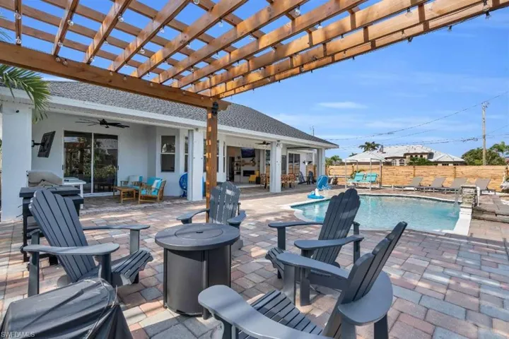 1720 Sw 49th Ln, Cape Coral, Florida 33914