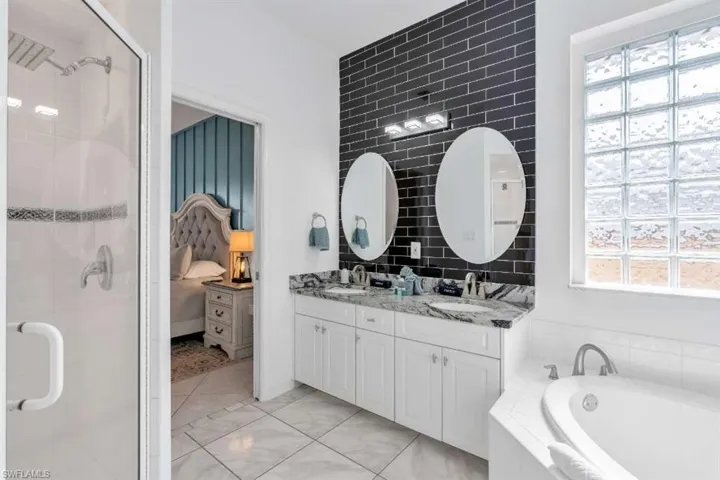 1720 Sw 49th Ln, Cape Coral, Florida 33914