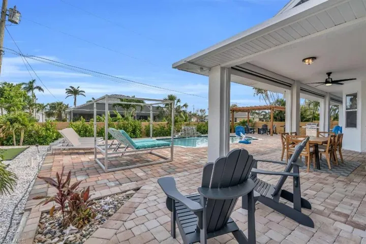 1720 Sw 49th Ln, Cape Coral, Florida 33914