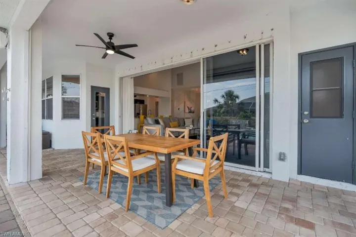 1720 Sw 49th Ln, Cape Coral, Florida 33914