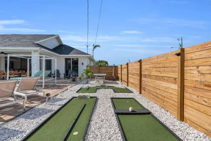1720 Sw 49th Ln, Cape Coral, Florida 33914