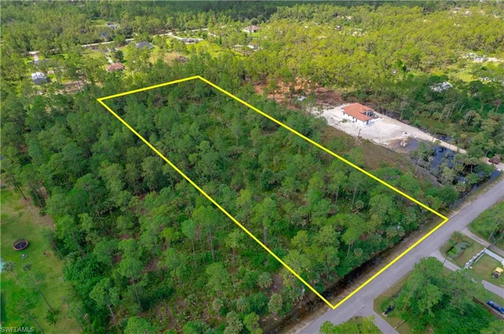 3320  10th SE AVE, Naples, FL 34117