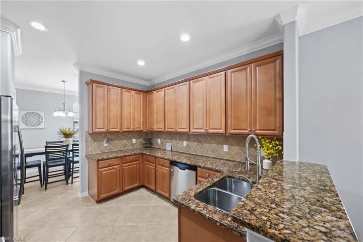 9468  Casoria  CT, Naples, FL 34113