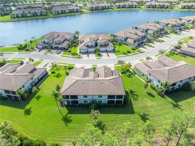 9468  Casoria  CT, Naples, FL 34113