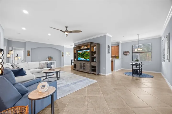 9468  Casoria  CT, Naples, FL 34113