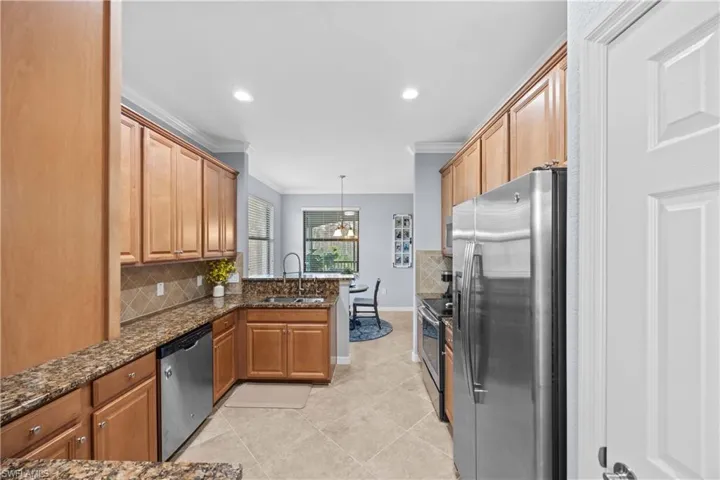 9468  Casoria  CT, Naples, FL 34113