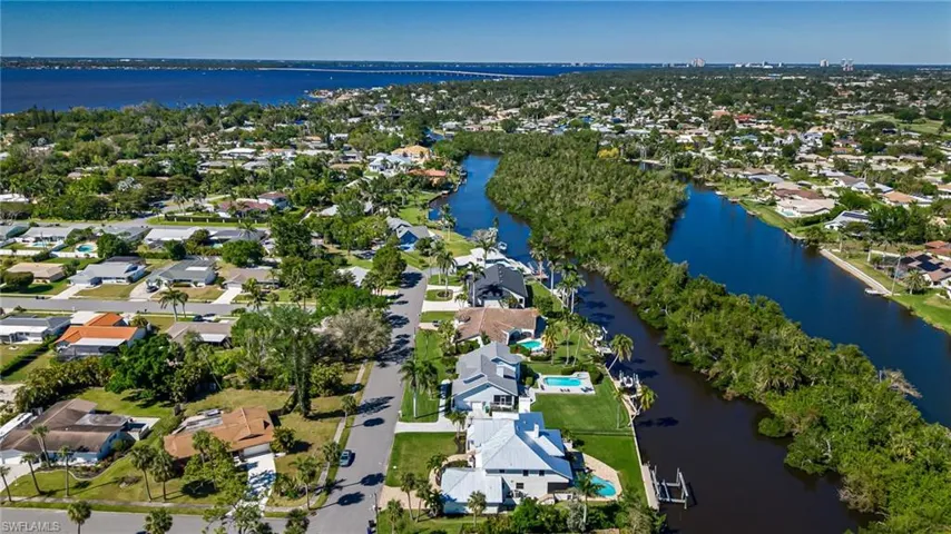 5615  Natoma  DR, Fort Myers, FL 33919