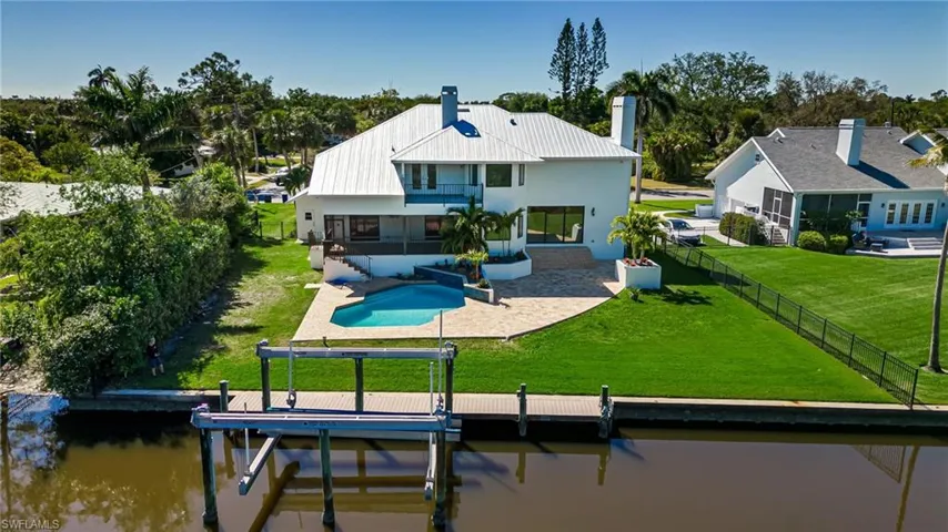 5615  Natoma  DR, Fort Myers, FL 33919