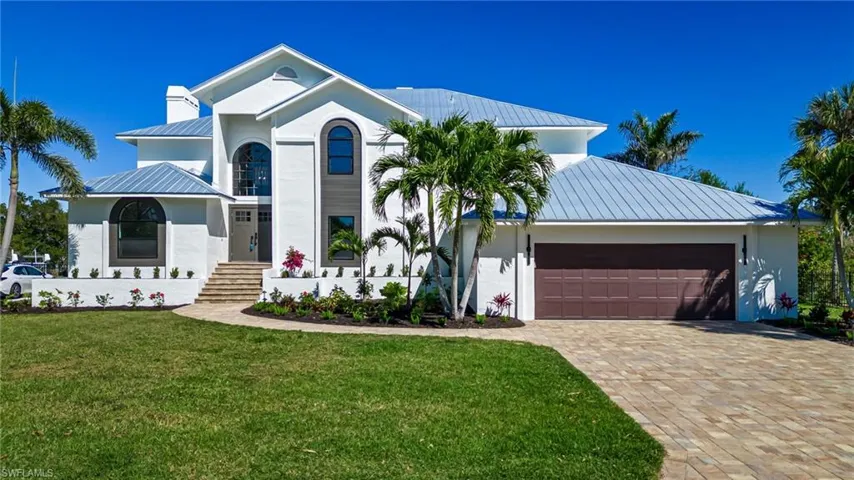 5615  Natoma  DR, Fort Myers, FL 33919