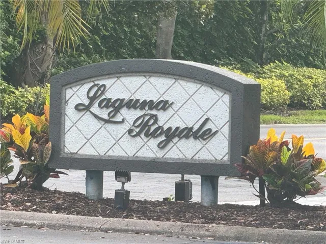 562 Laguna Royale Blvd 604, Naples, Florida 34119