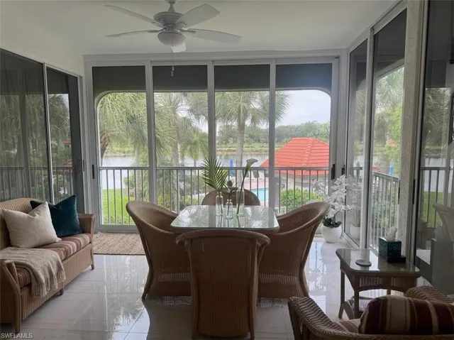 562 Laguna Royale Blvd 604, Naples, Florida 34119