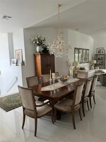 562 Laguna Royale Blvd 604, Naples, Florida 34119