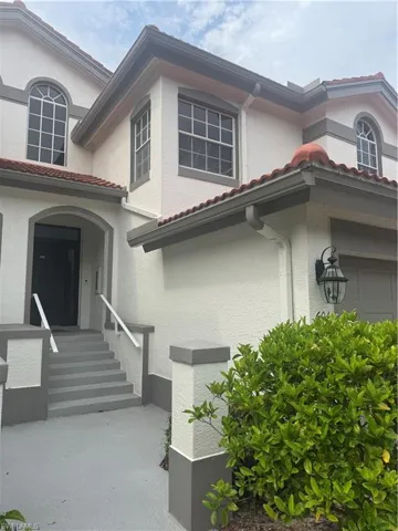 562 Laguna Royale Blvd 604, Naples, Florida 34119