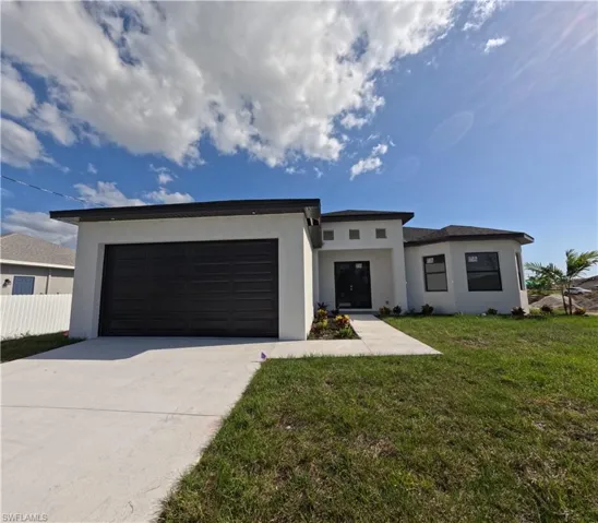 1806 NW 20th  TER, Cape Coral, FL 33993