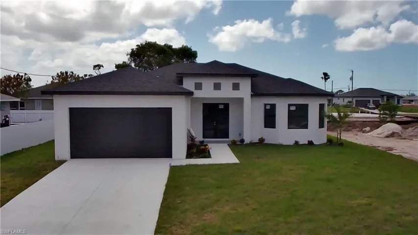 1806 NW 20th  TER, Cape Coral, FL 33993