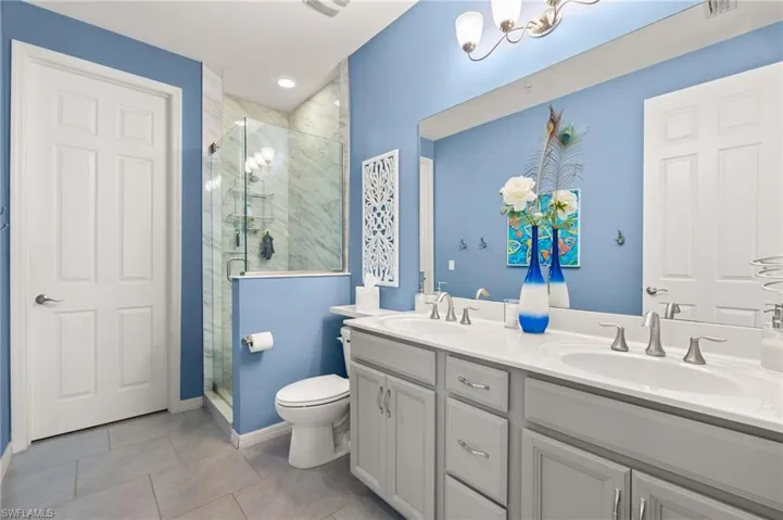 26213 Palace Ln 202, Bonita Springs, Florida 34135