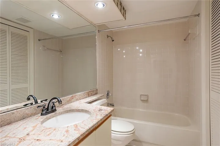 7280 Coventry Ct # 519, Naples Fl 34104