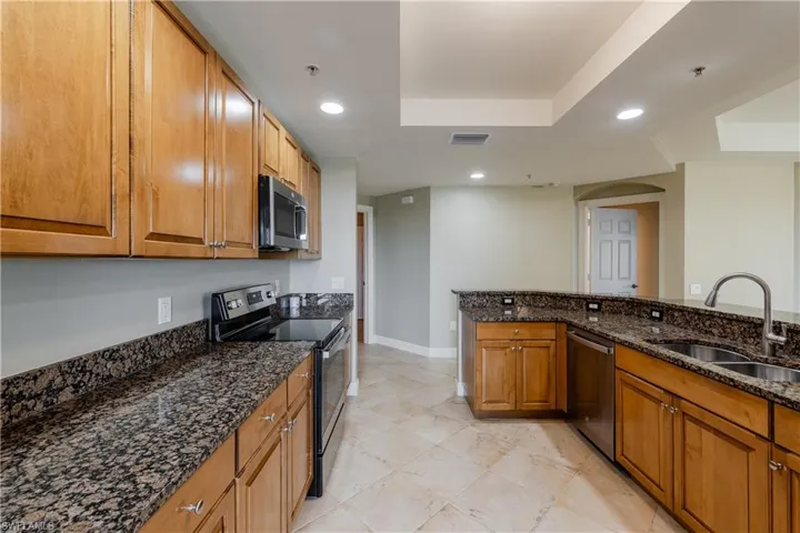 2745 1st St 1406, Fort Myers, Florida 33916