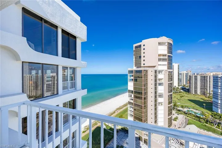 4301 Gulf Shore Blvd N 1900, Naples, Florida 34103