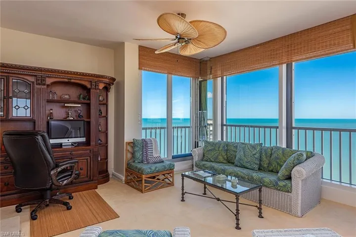 4301 Gulf Shore Blvd N 1900, Naples, Florida 34103