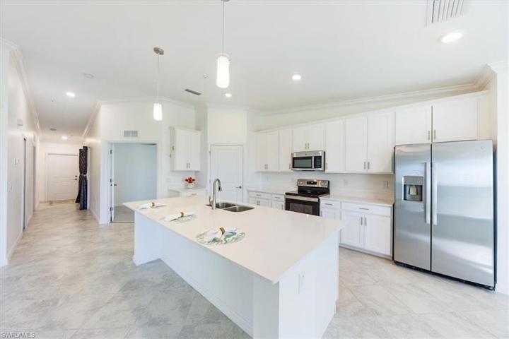 6082 National BLVD # 124, AVE MARIA FL 34142