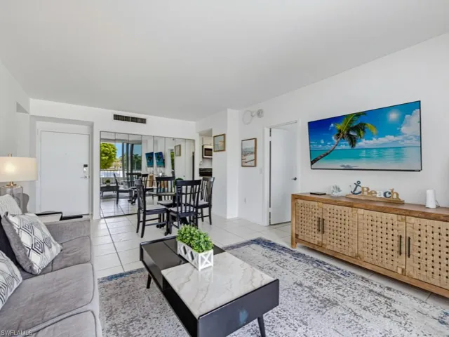 140 Seaview Ct 204s, Marco Island, Florida 34145