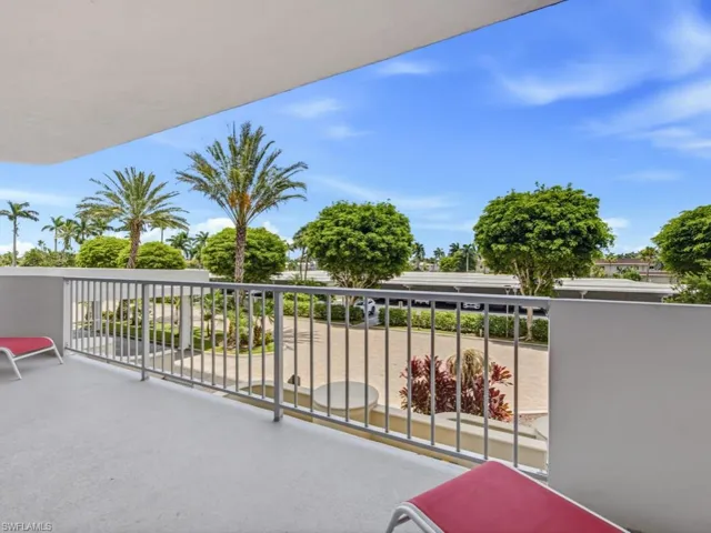 140 Seaview Ct 204s, Marco Island, Florida 34145