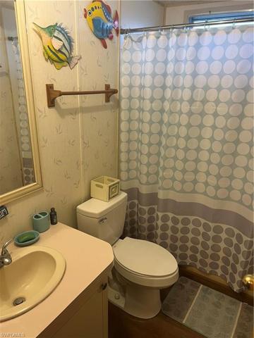 1198 Riverview DR, MOORE HAVEN FL 33471