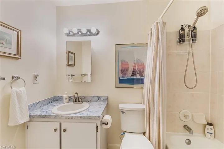 5840 Vancouver Cir 2, Fort Myers, Florida 33907