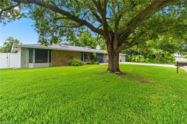 4317 Se 16th Pl, Cape Coral, Florida 33904